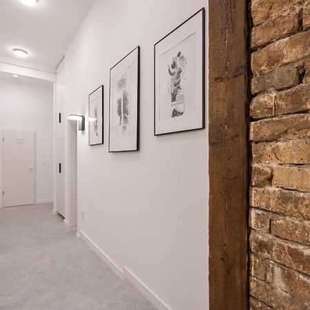 D48 - Central Boulevard Residence - Best Location By Bqa Budapest Exterior photo